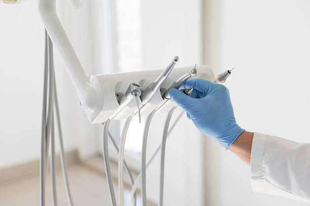 24/7 Emergency Teeth Whitening experts in Barrington Hills, IL